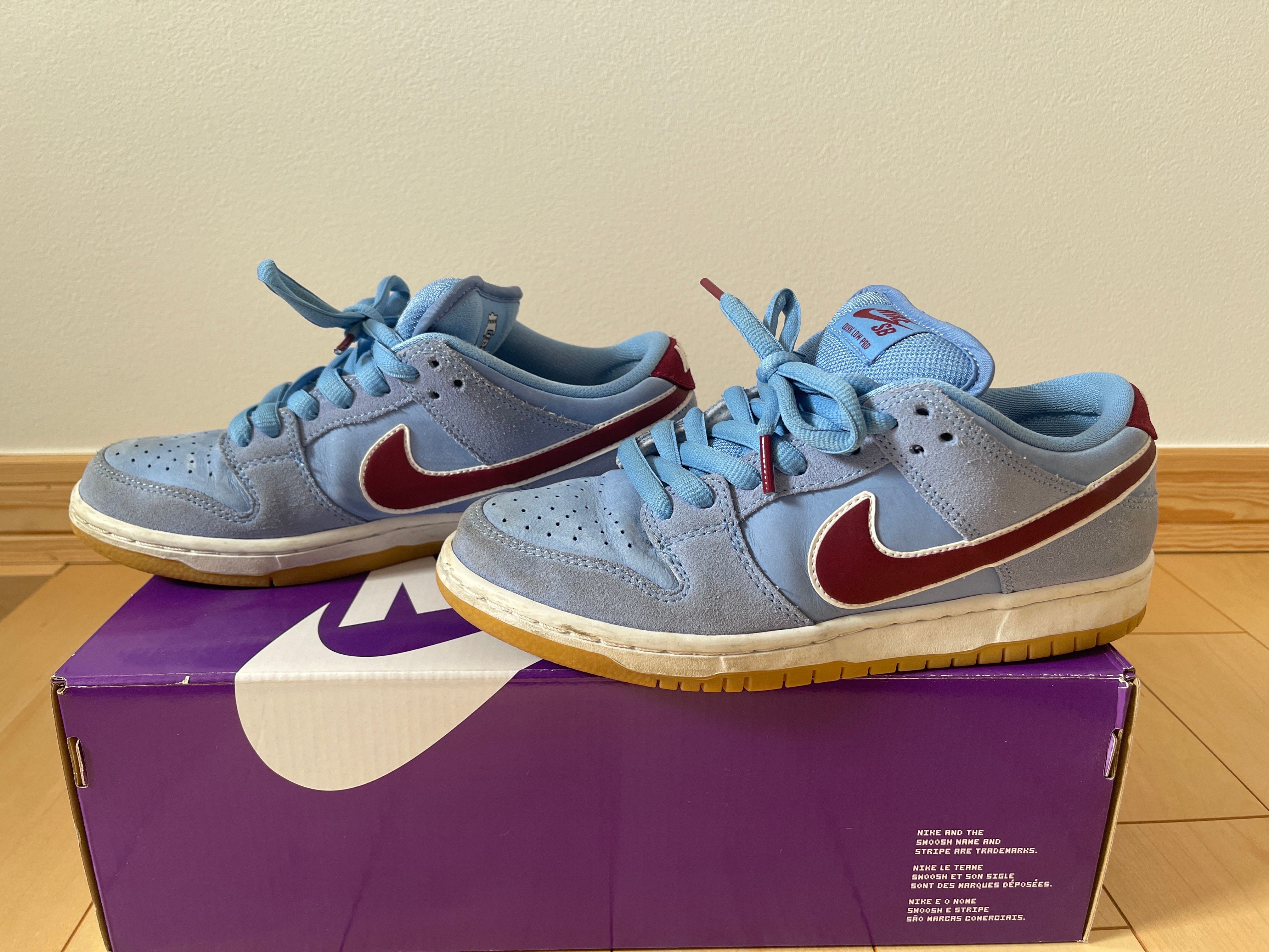 Nike SB Dunk Low Pro "Philadelphia Phillies/Valor Blue and Team Maroon"