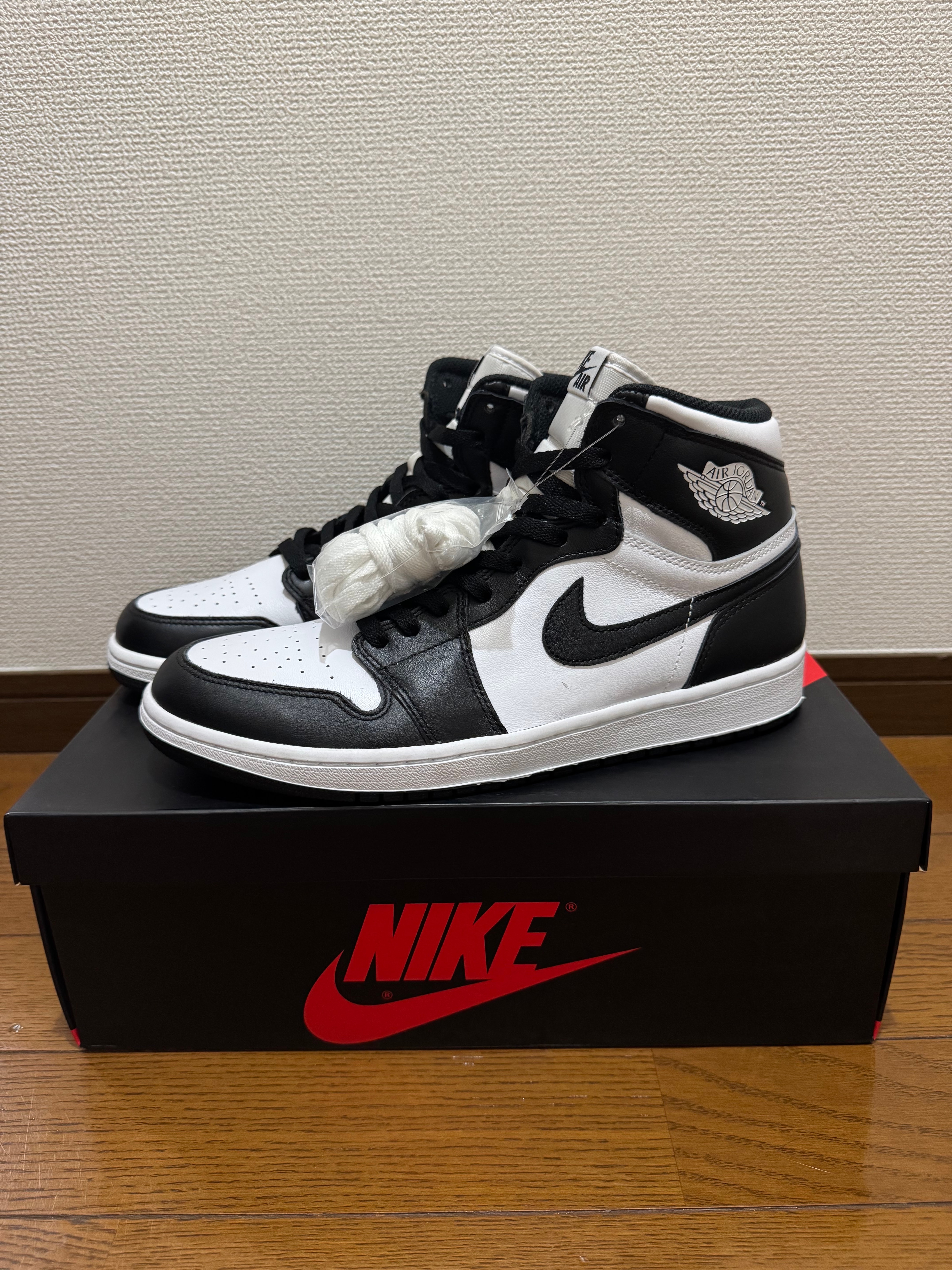 Nike Air Jordan 1 Retro High OG "Black/White"