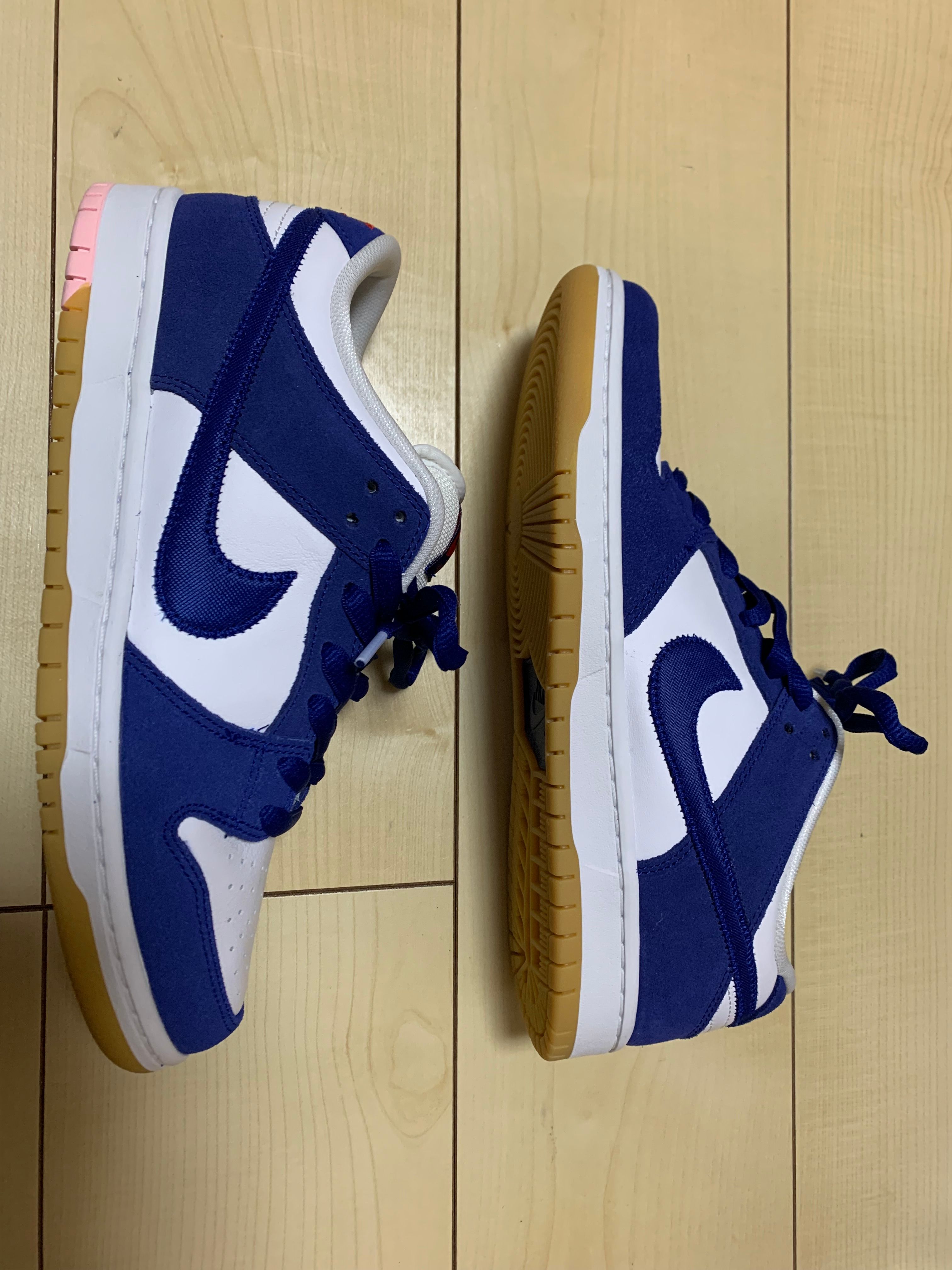 Nike SB Dunk Low "Los Angeles Dodgers/Deep Royal Blue"