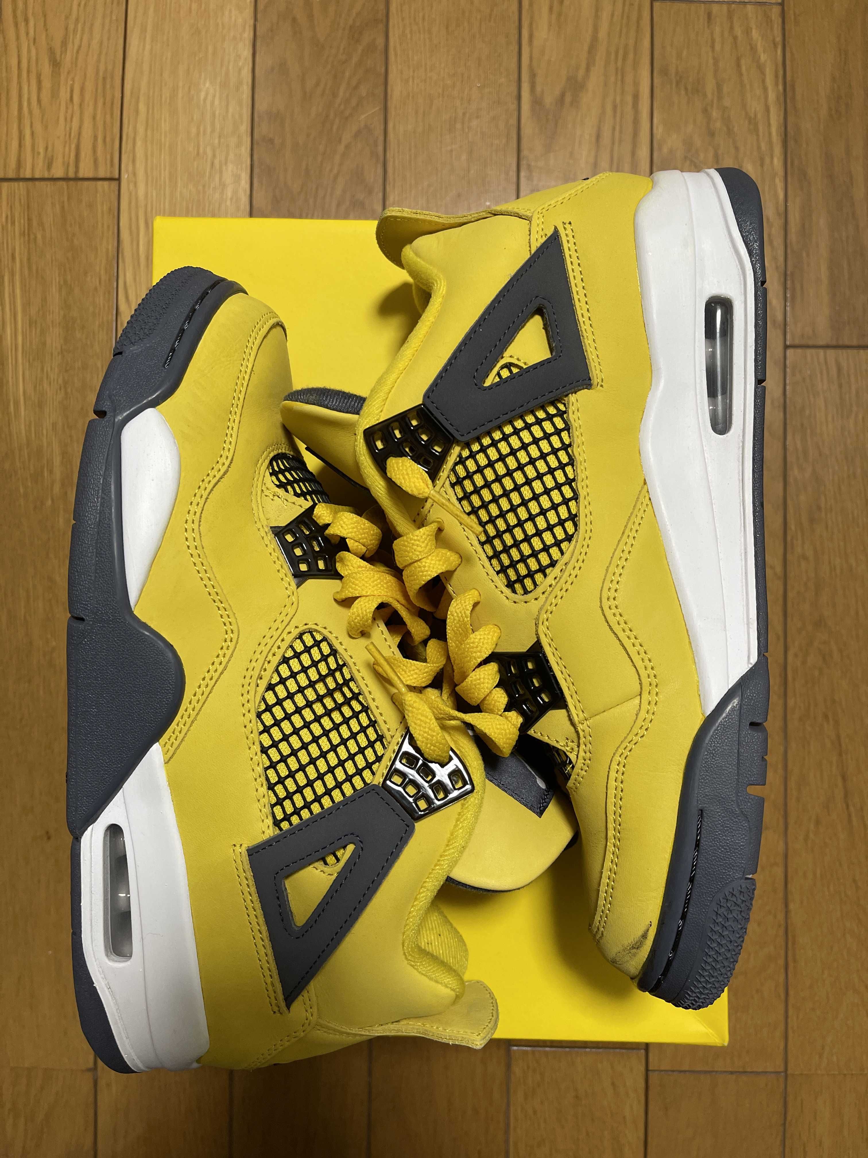 Nike Air Jordan 4 "Tour Yellow"
