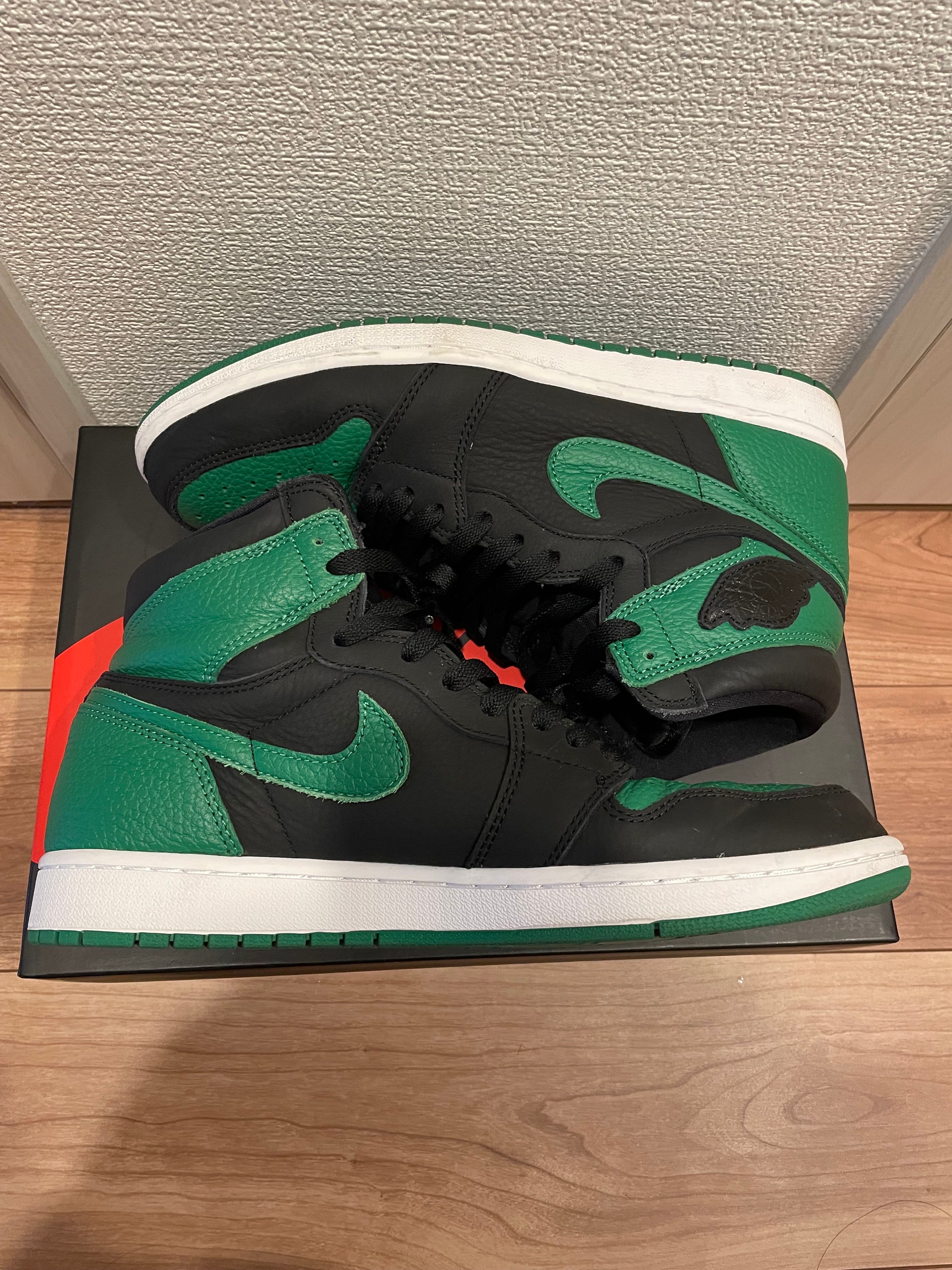 Nike Air Jordan 1 Retro High OG "Black/Pine Green" (2020)      