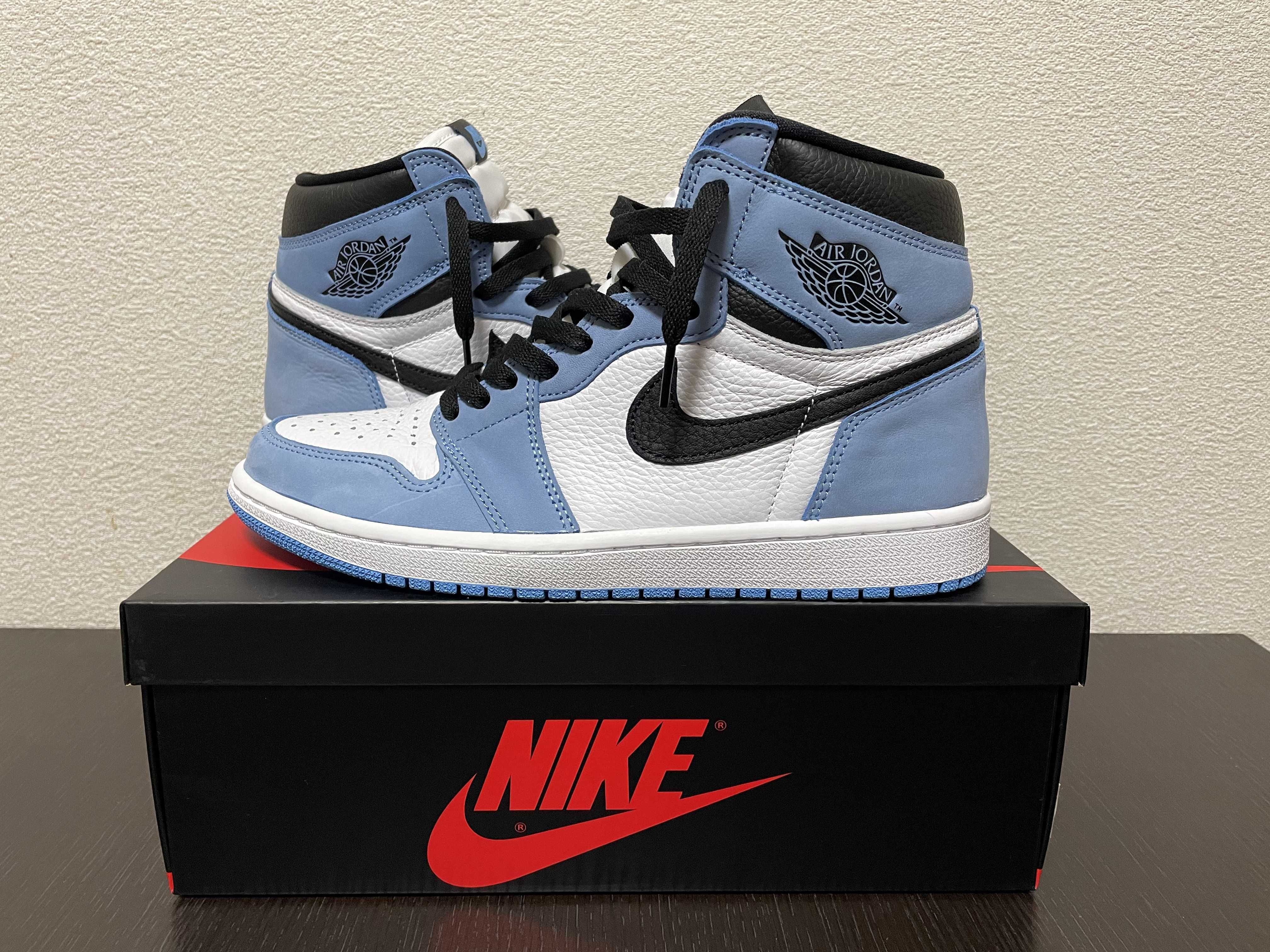 Nike Air Jordan 1 High OG "University Blue"