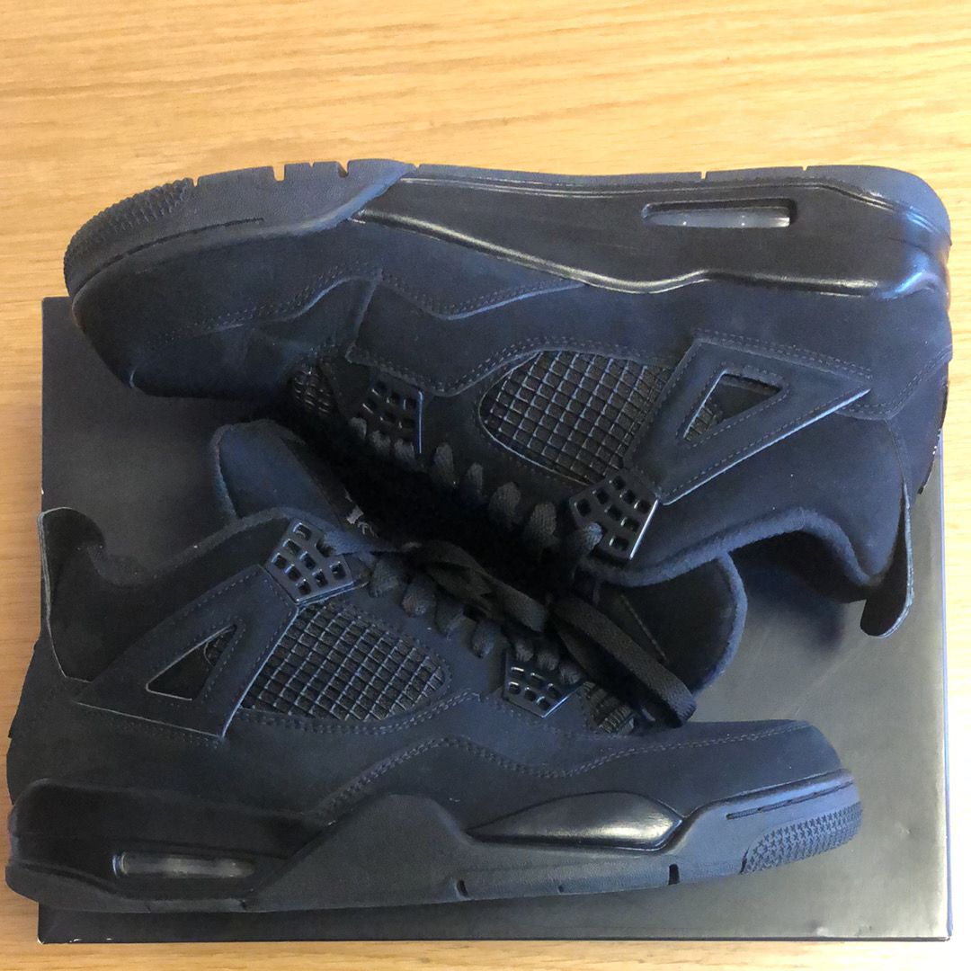 Nike Air Jordan 4 "Black Cat"