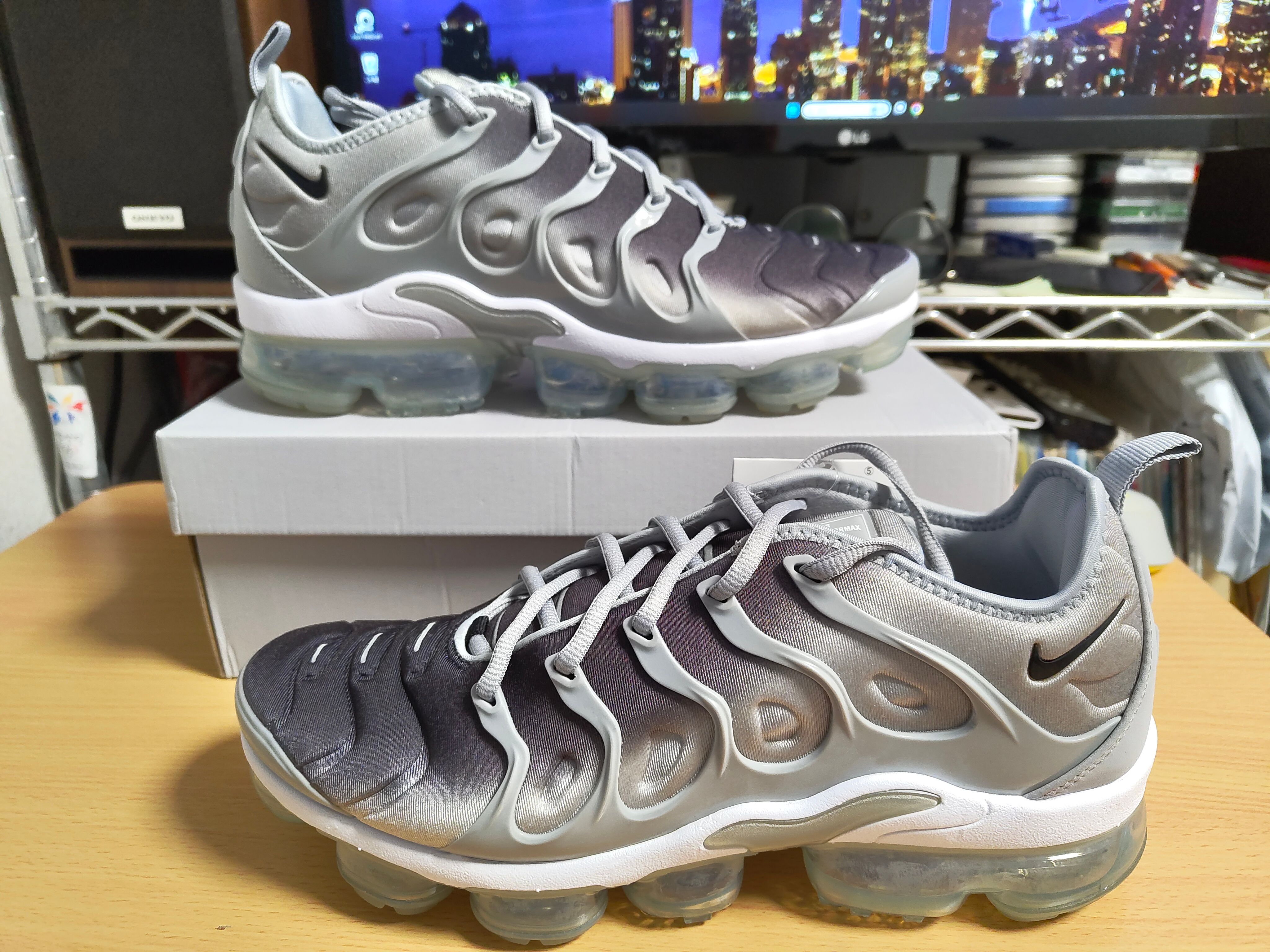 Nike Air Vapormax Plus "Wolf grey/Black"