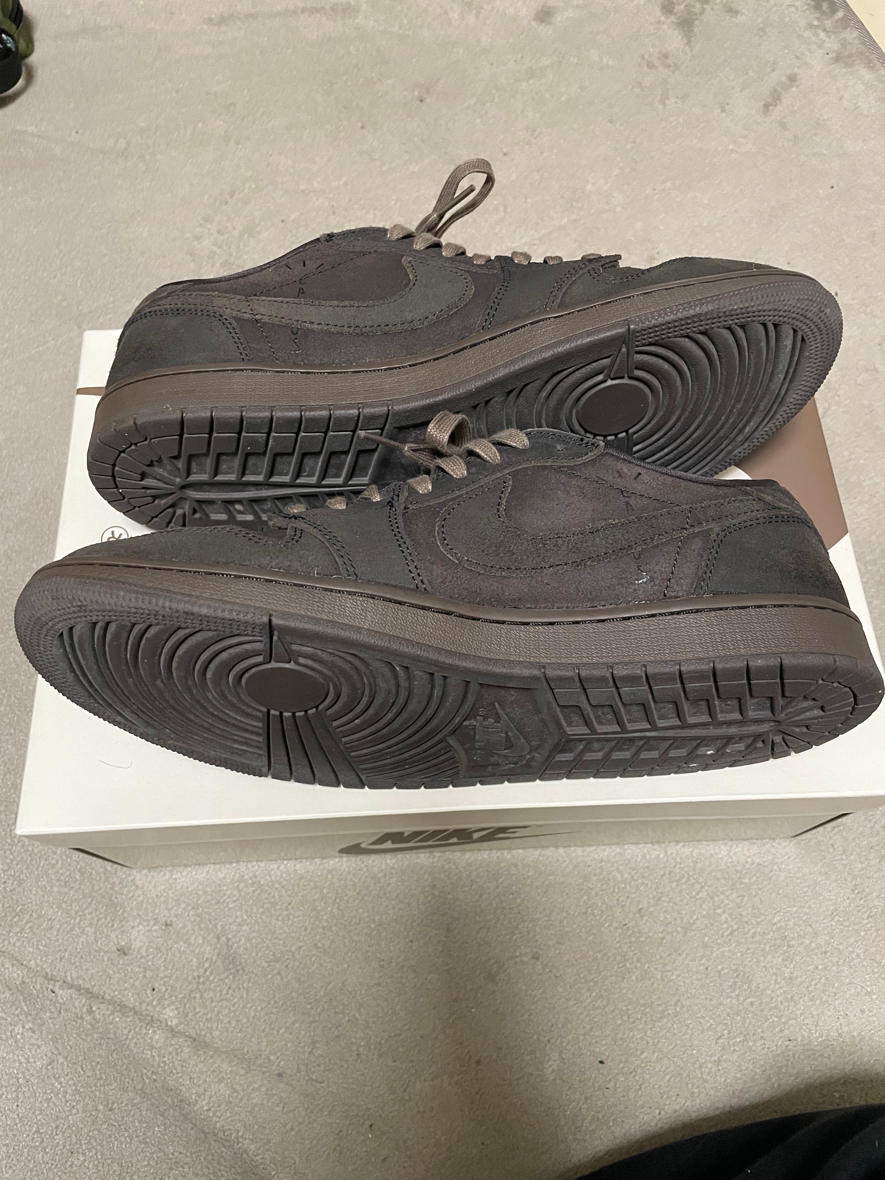 Travis Scott × Nike Air Jordan 1 Low OG SP "Velvet Brown and Dark Mocha"