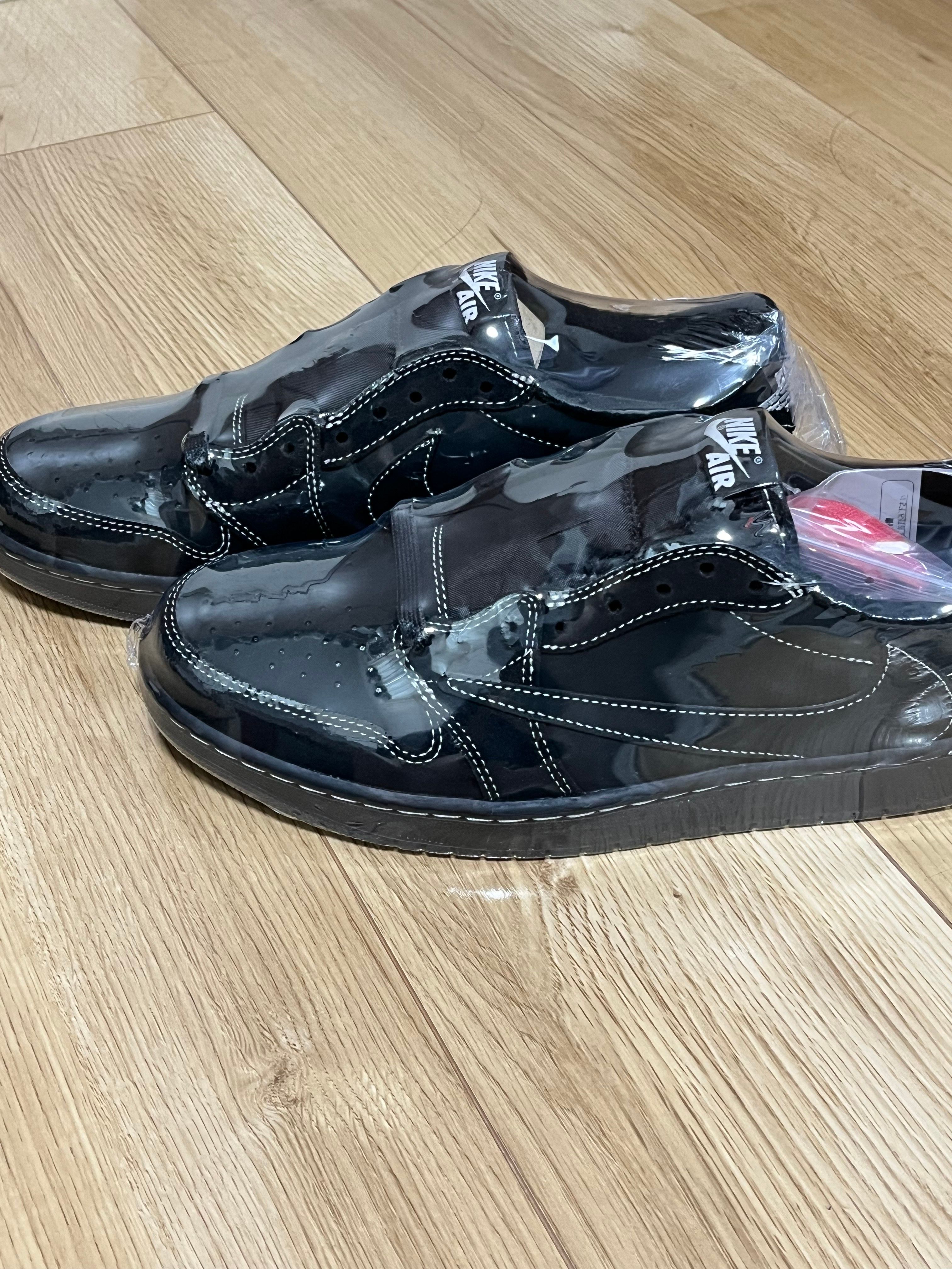 Travis Scott × Nike Air Jordan 1 Low OG SP "Black Phantom"