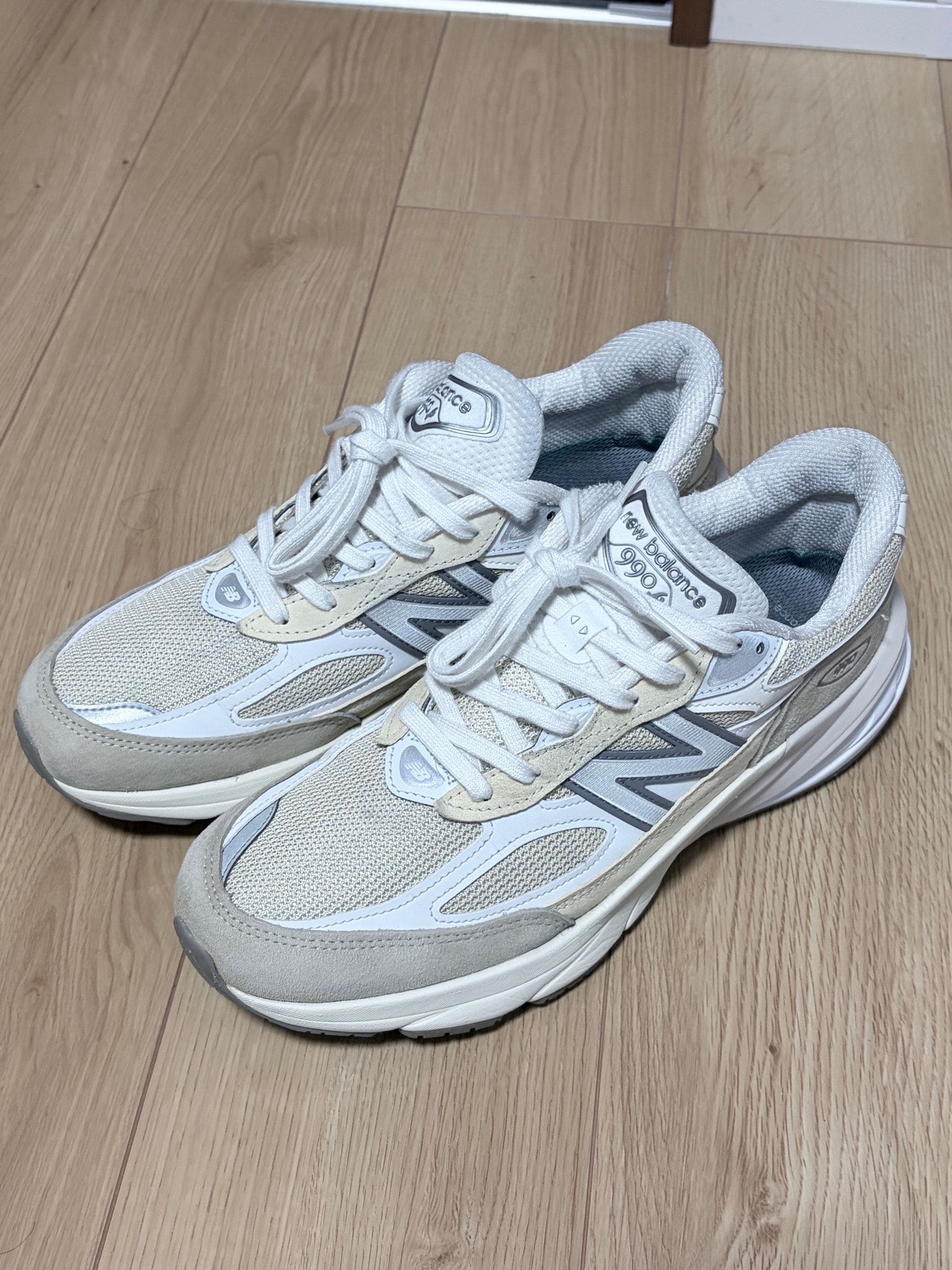 New Balance 990V6 "Beige"