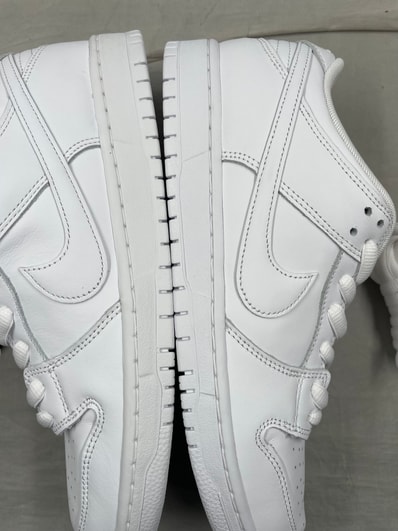 Nike SB Dunk Low Pro ISO "Triple White"