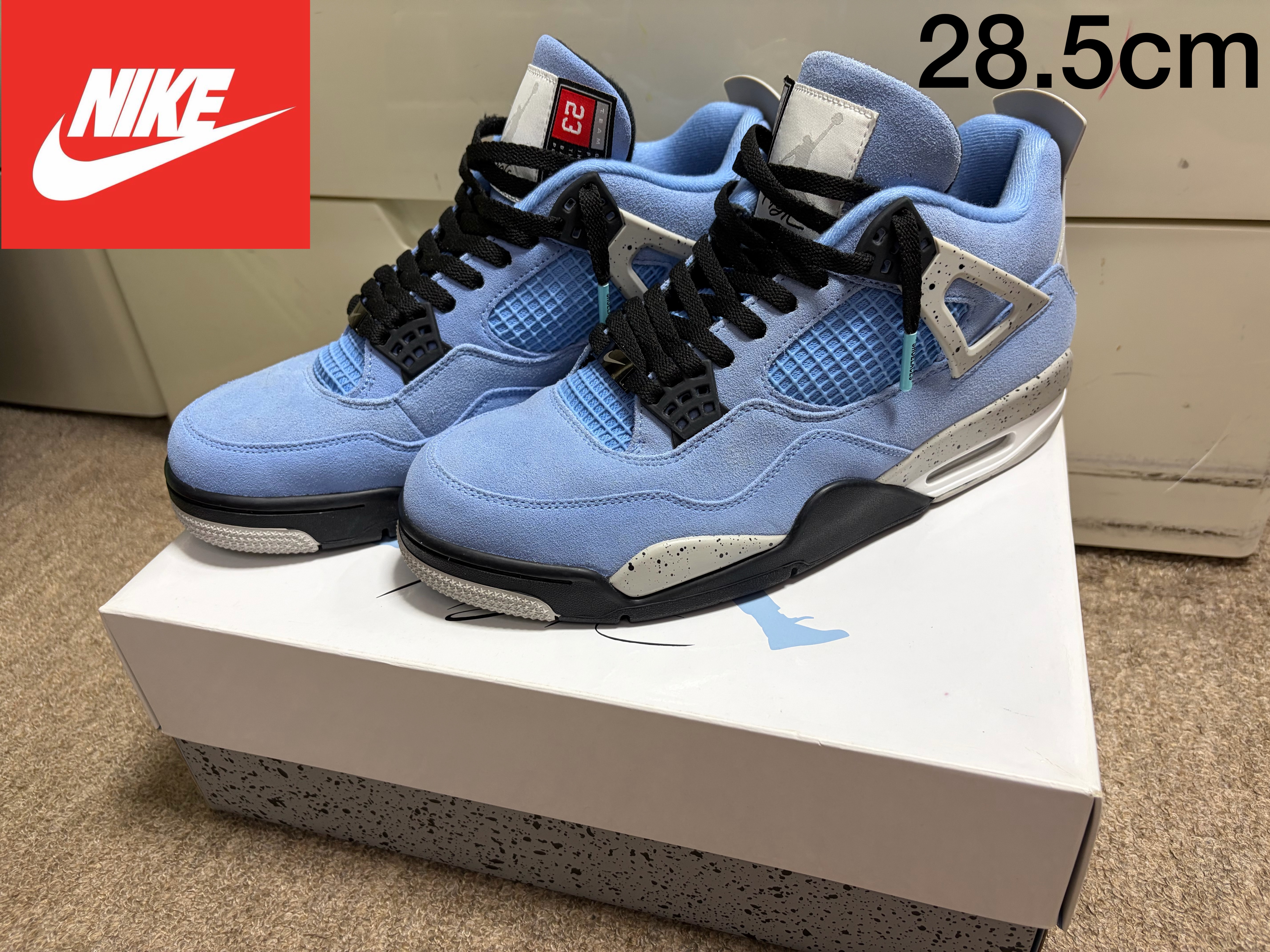 Nike Air Jordan 4 "University Blue"