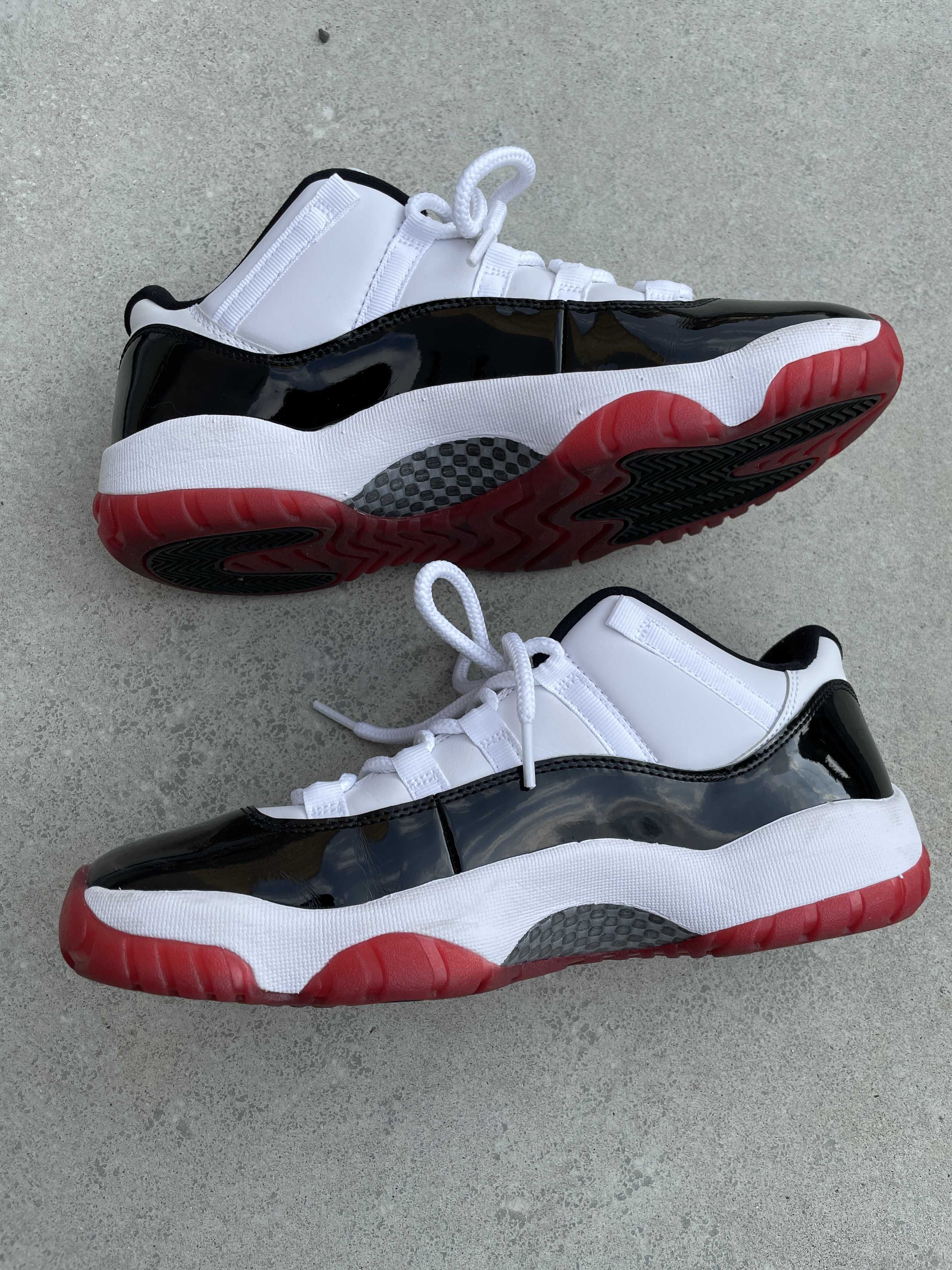 Nike Air Jordan 11 Low "Gym Red"