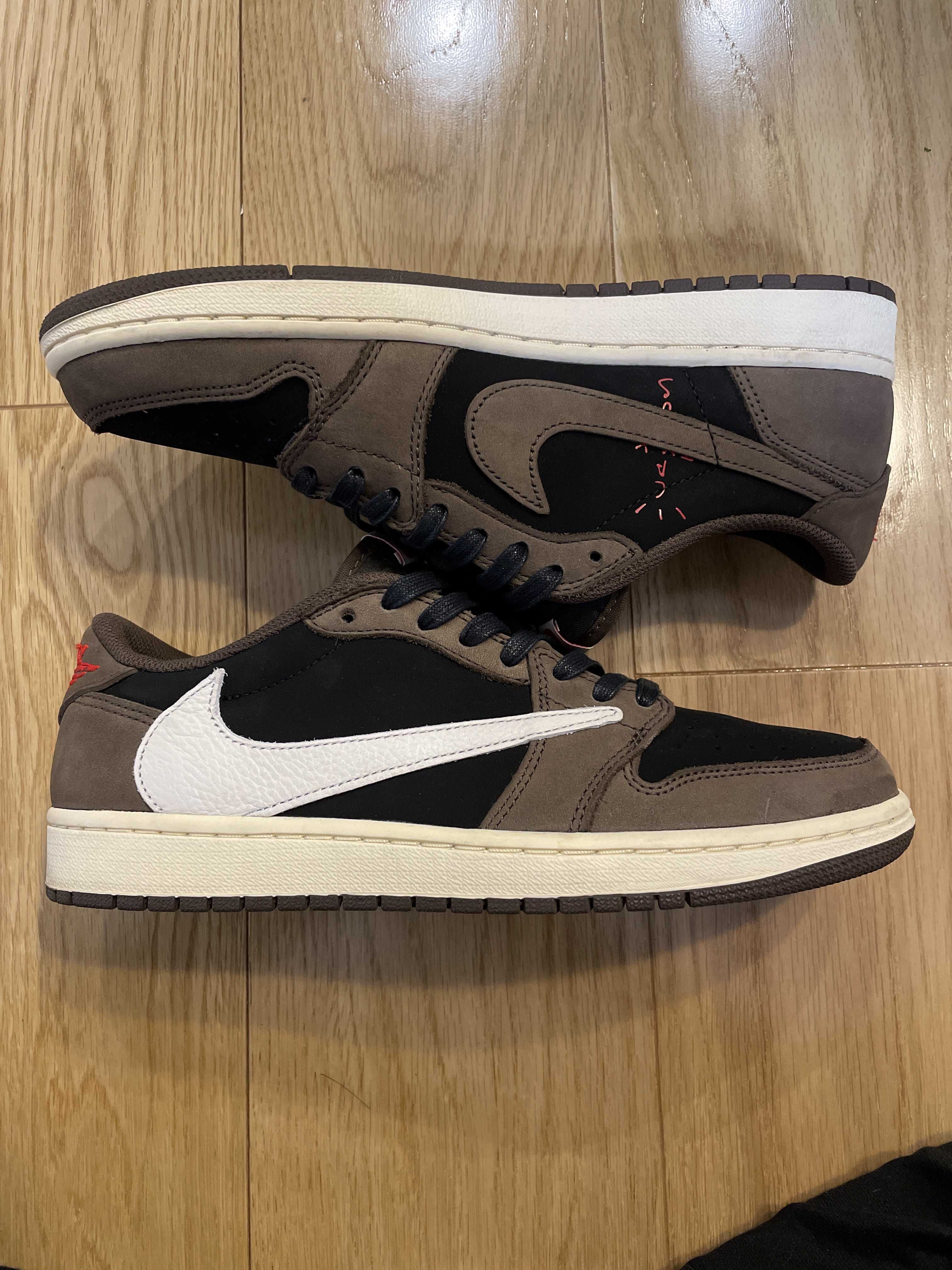 Travis Scott × Nike Air Jordan 1 Low OG SP-T  "Black/Dark Mocha"