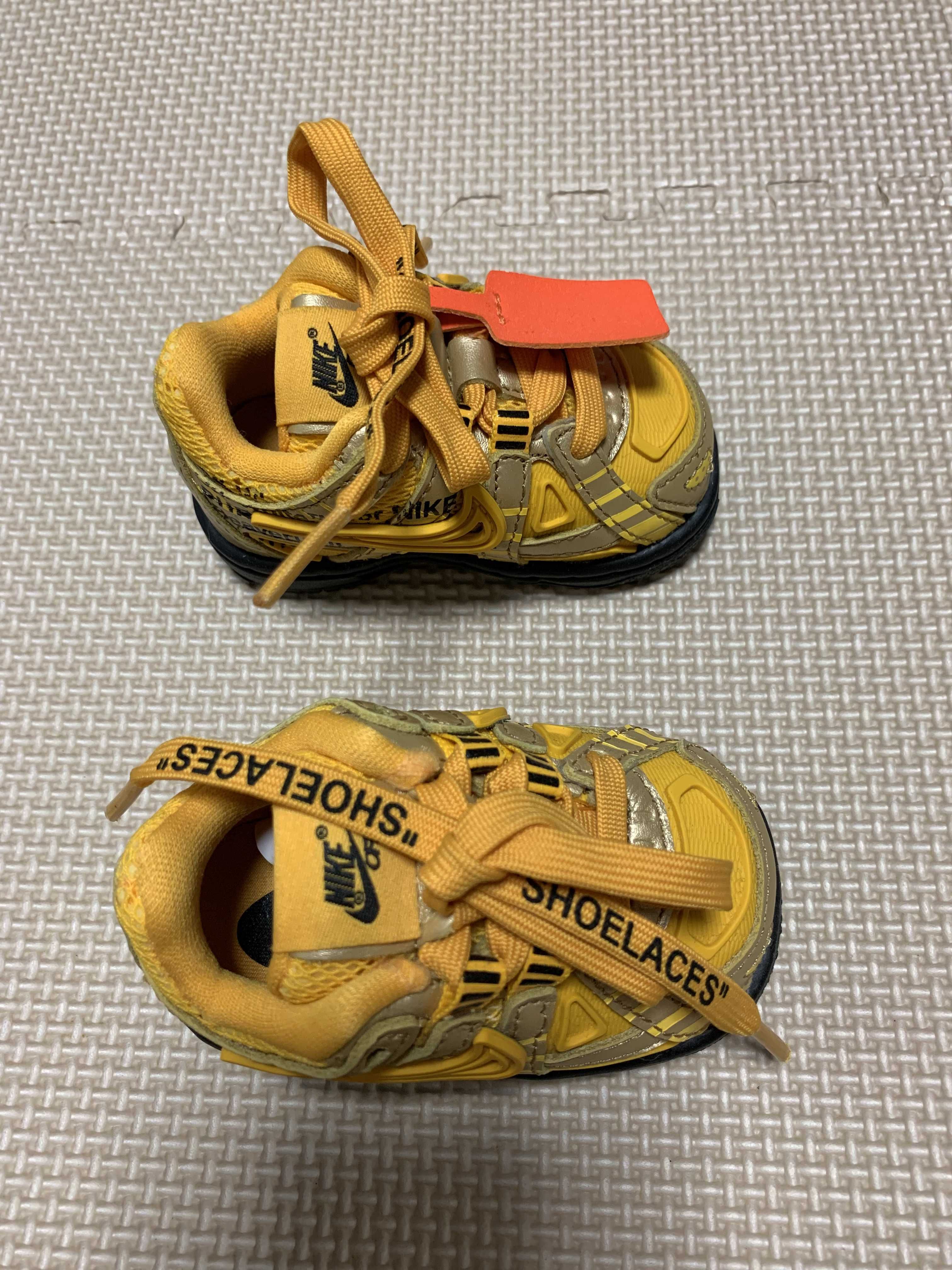 Off-White × Nike TD Air Rubber Dunk "University Gold"