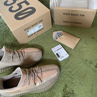 ADIDAS YEEZY BOOST 350 V2 最安値に挑戦! アディダス イージーブースト 350 V2 サンド トープ FZ5240 スニーカー