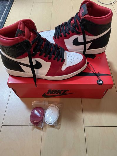 Nike Women's Air Jordan 1 High OG "Satin Red"