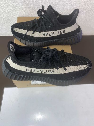 adidas YEEZY Boost 350 V2 "Oreo"
