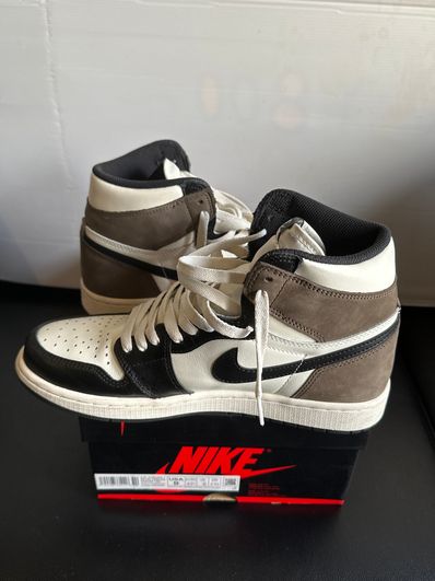 Nike Air Jordan 1 High OG "Sail/Dark Mocha/Black"