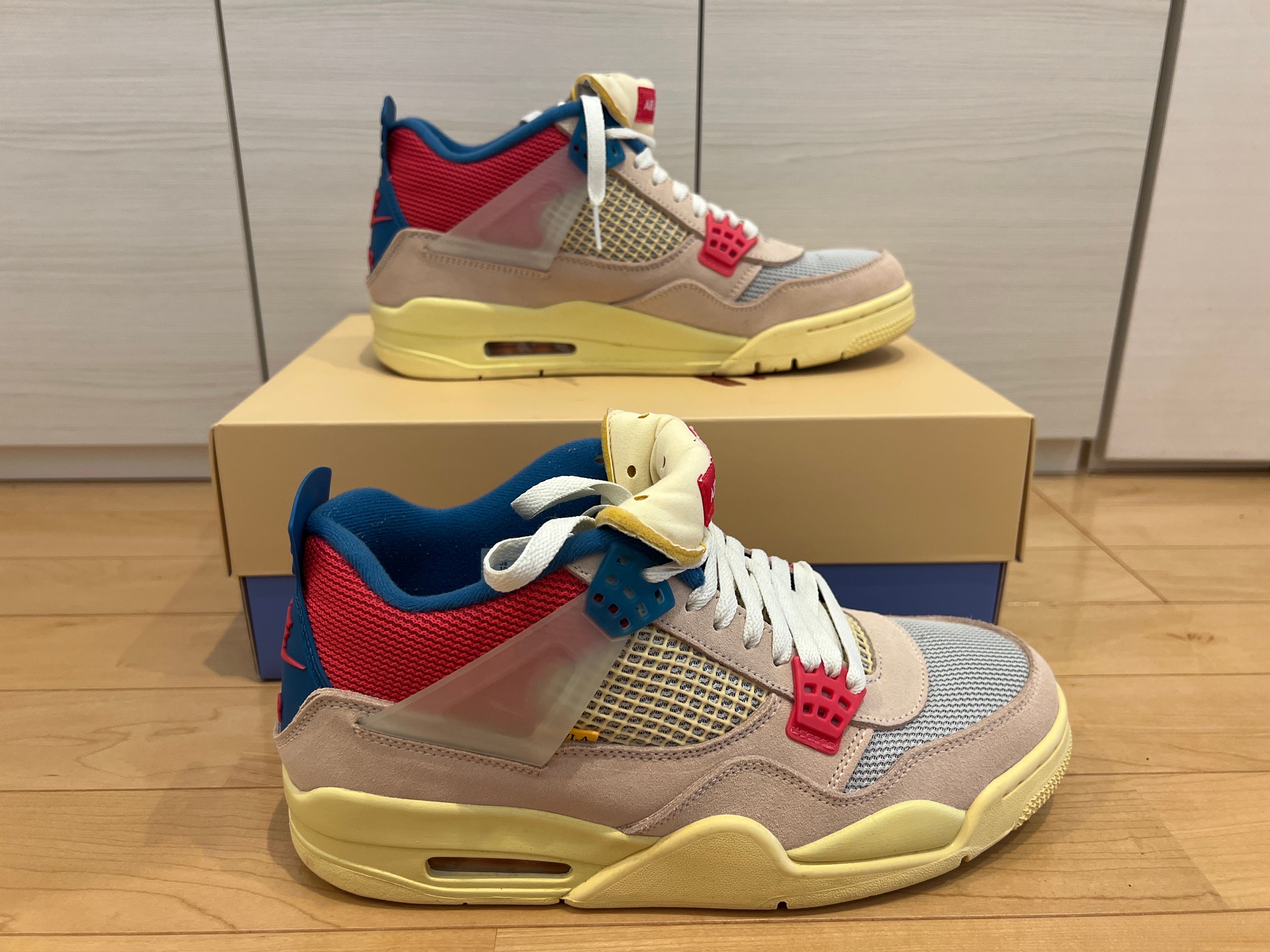 UNION × Nike Air Jordan 4 SP "Guava Ice/Light Fusion Red"