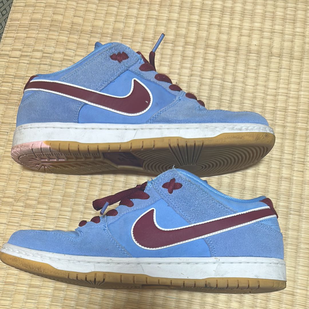 Nike SB Dunk Low Pro "Philadelphia Phillies/Valor Blue and Team Maroon"