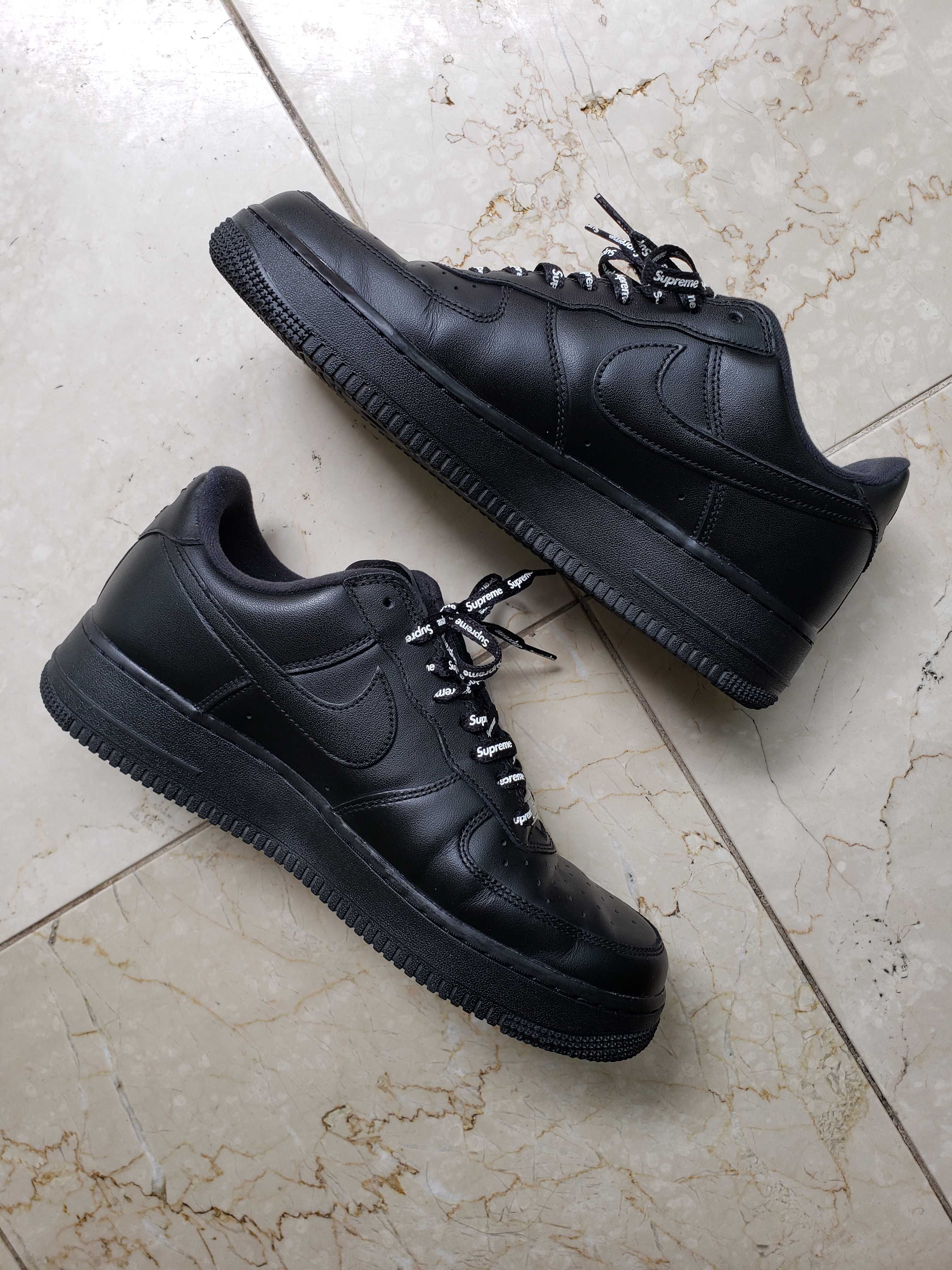 Supreme × Nike Air Force 1 Low "Black"