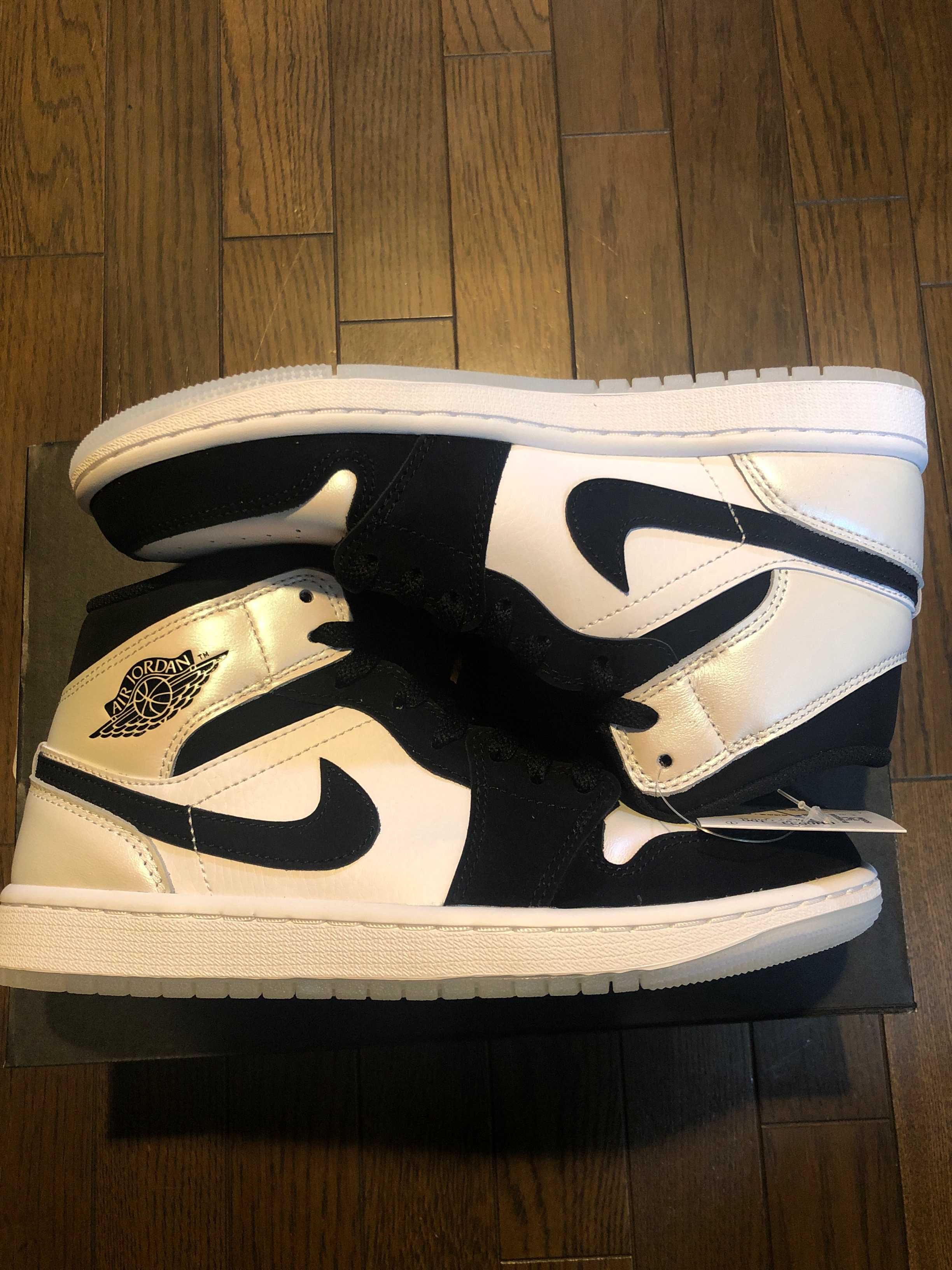 Nike Air Jordan 1 Mid "Omega/Black/White"