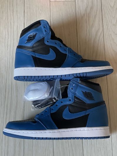 Nike Air Jordan 1 Retro High OG "Dark Marina Blue"