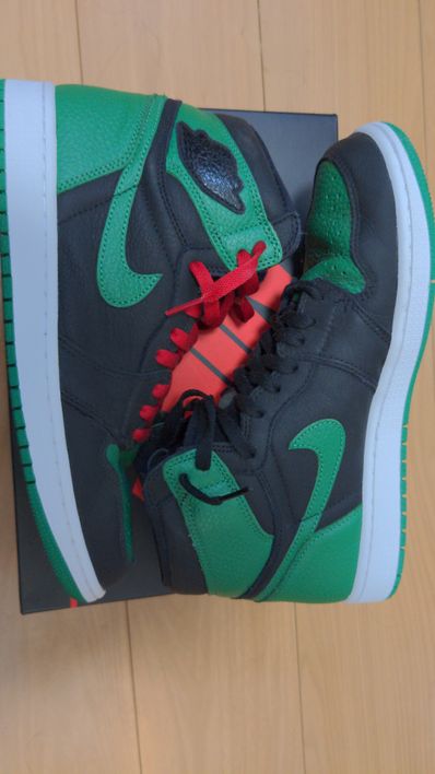 Nike Air Jordan 1 Retro High OG "Black/Pine Green" (2020)