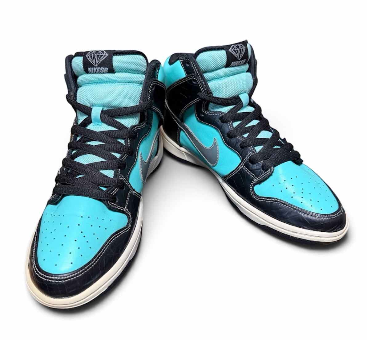Diamond Supply × Nike SB Dunk High "Tiffany"