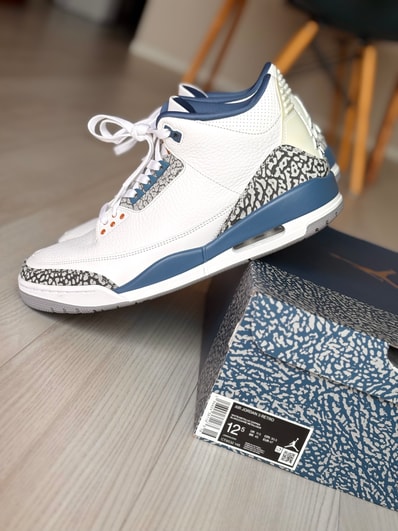 Nike Air Jordan 3 Retro "True Blue and Copper"