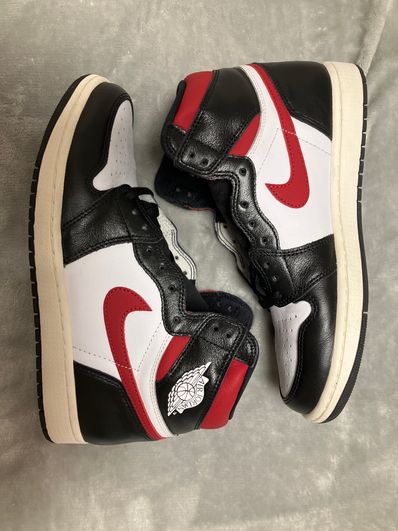 Nike Air Jordan 1 Retro High "Black/White/Sail/Gym Red"