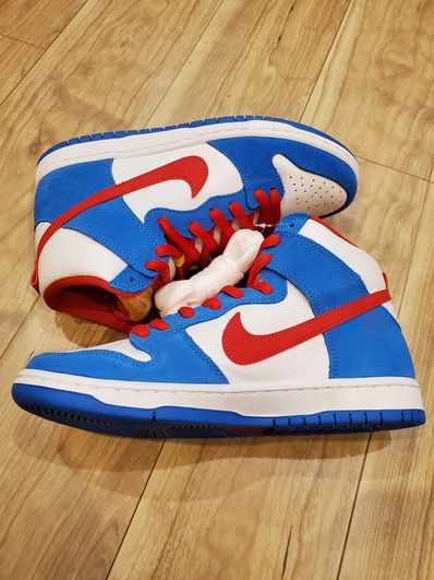 Nike SB Dunk High "Doraemon"