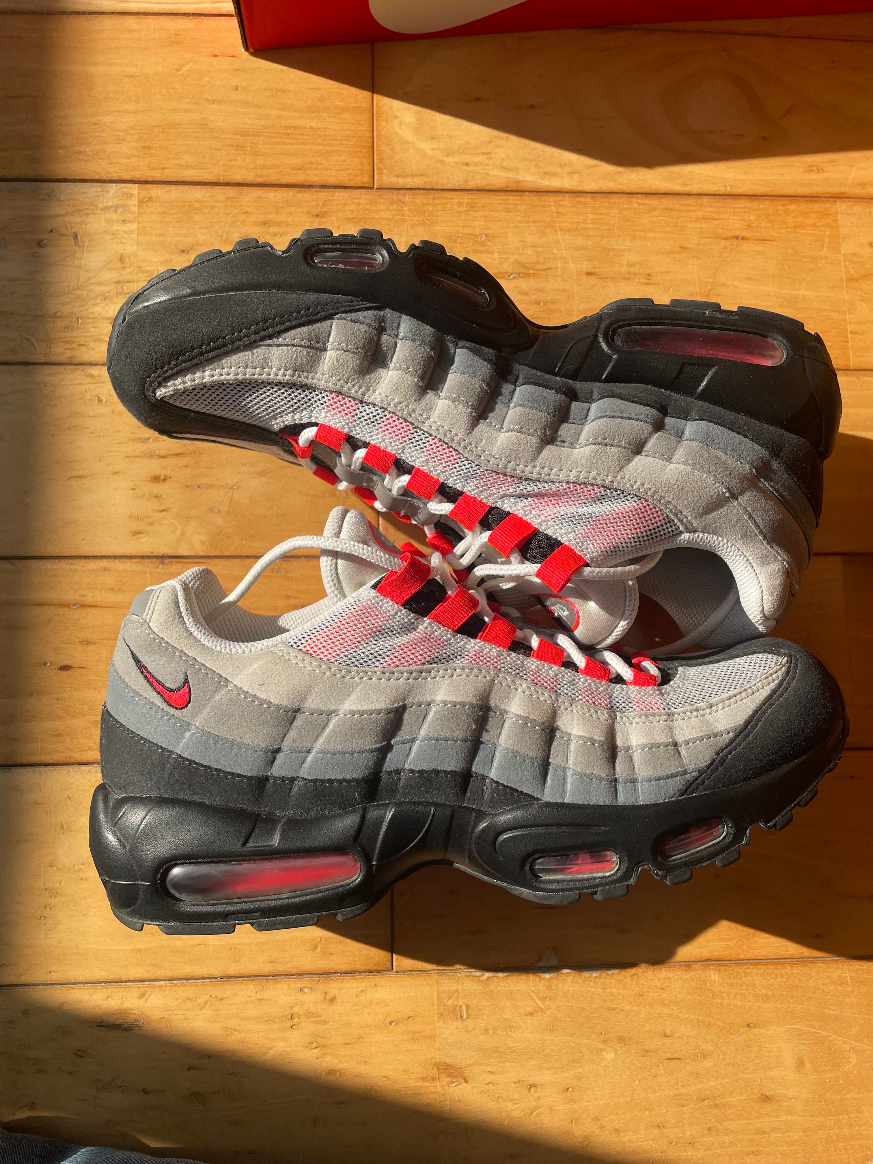 Nike Air Max 95 "White/Solar Red"