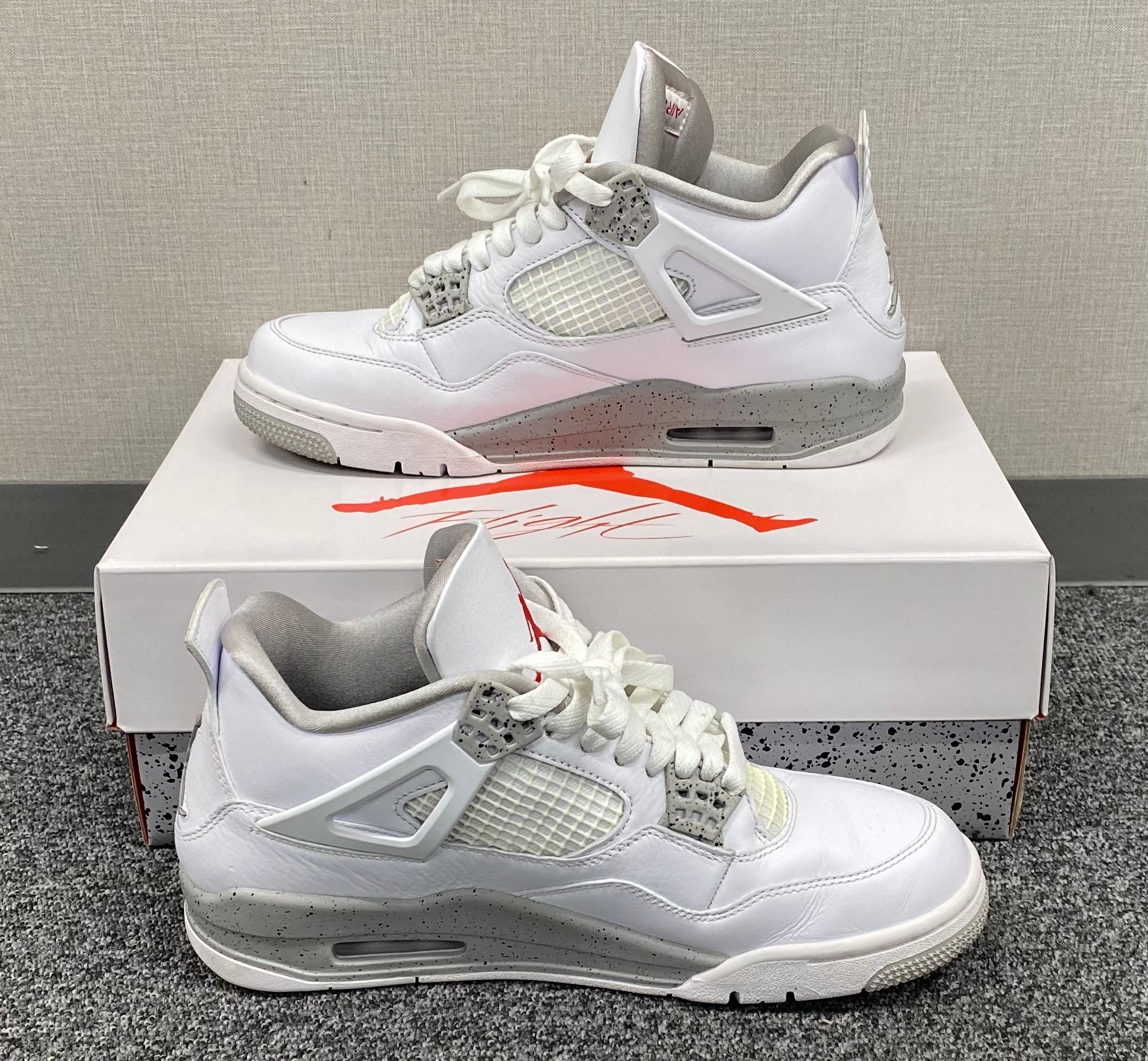 Nike Air Jordan 4 "Tech White"