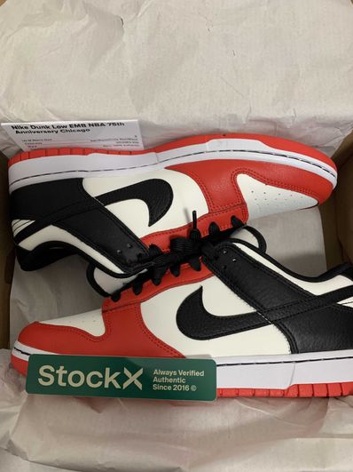 NBA × Nike Dunk Low EMB 75th Anniversary "Chicago Bulls"