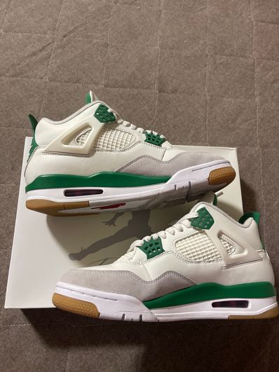 Nike SB × Air Jordan 4 Retro SP "Pine Green"