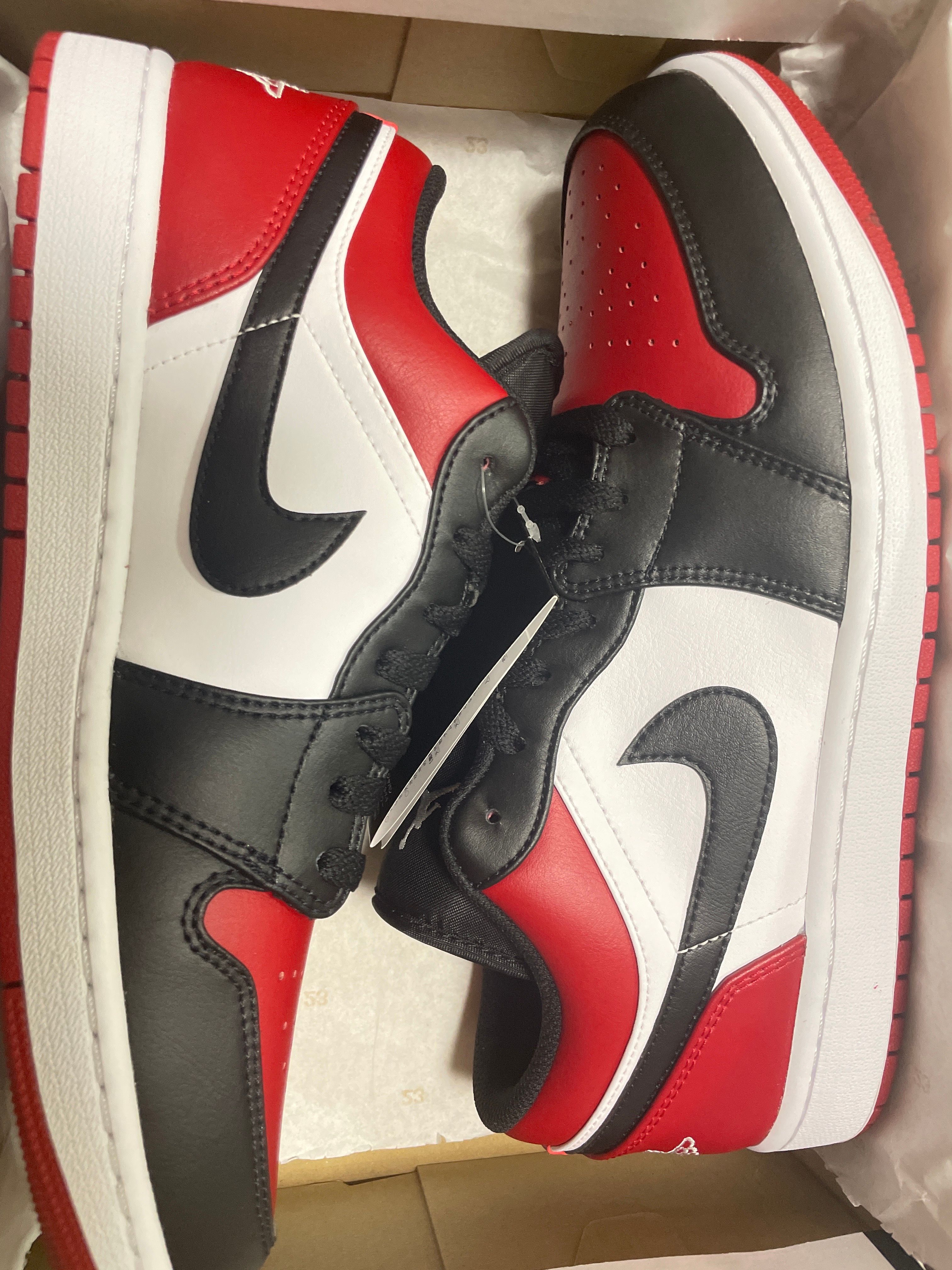 Nike Air Jordan 1 Low "Bred Toe"