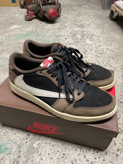 Travis Scott × Nike Air Jordan 1 Low OG SP-T "Black/Dark Mocha"