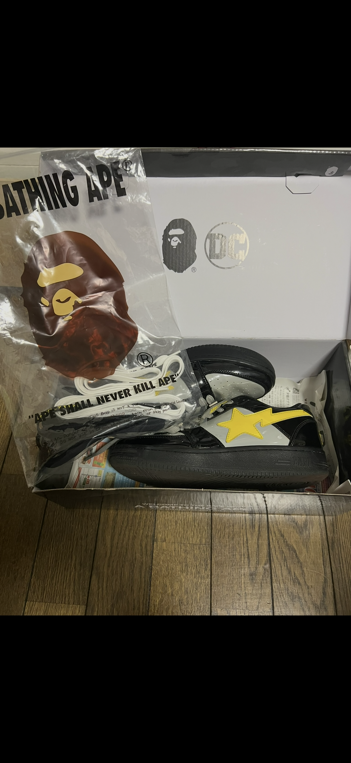 DC Comics × A BATHING APE®︎ BAPE STA Low "Batman" (2021)