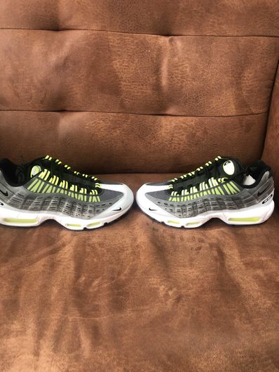 Kim Jones × Nike Air Max 95 "Black/Volt"