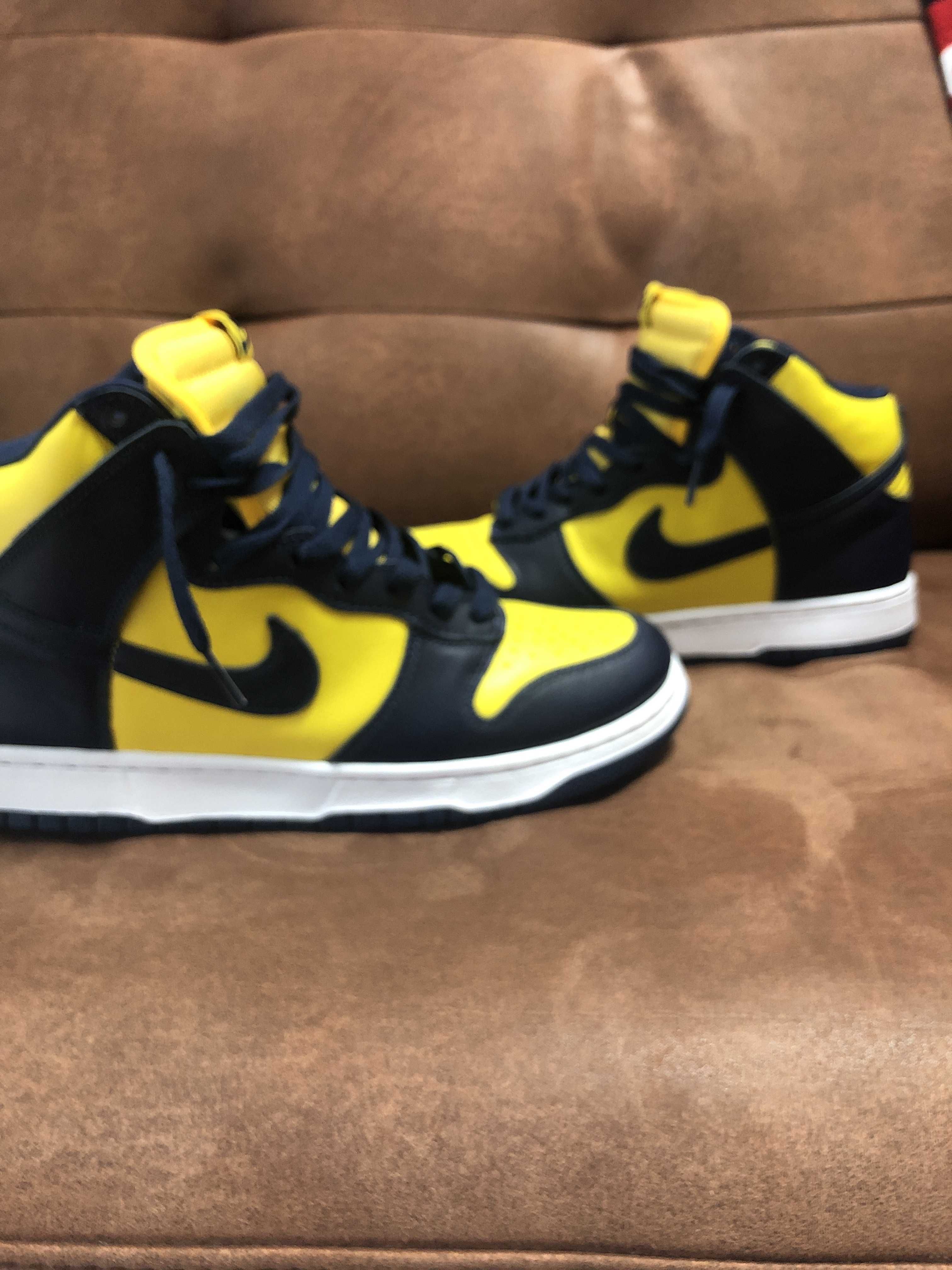 Nike Dunk High "Michigan"