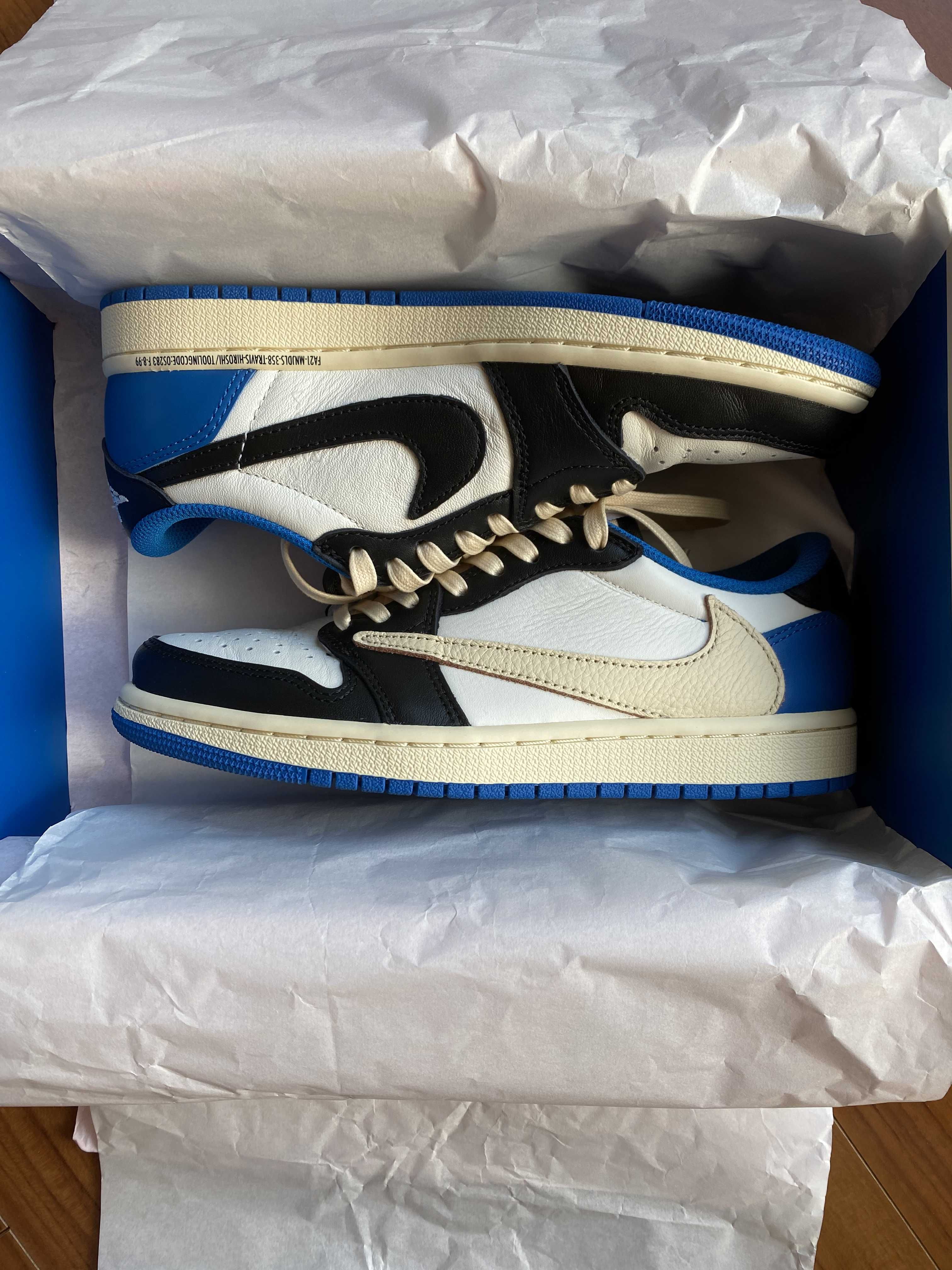 Travis Scott × fragment design × Nike Air Jordan 1 Low OG SP "Military Blue"