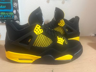 Nike Air Jordan 4 Retro "Thunder"(2023)