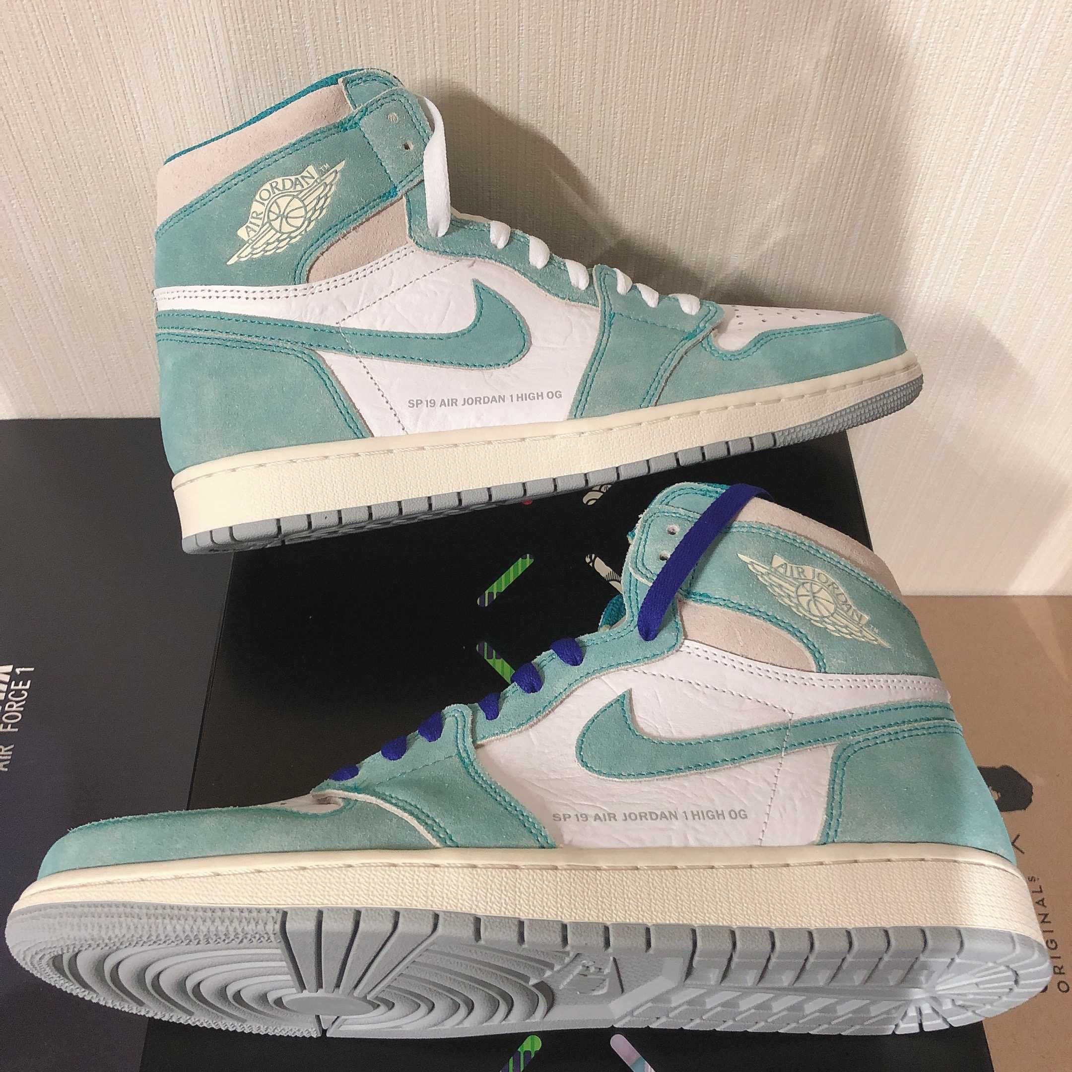 Nike Air Jordan 1 Retro High OG "Turbo Green"