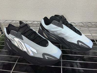 adidas YEEZY Boost 700 MNVN "Blue Tint"