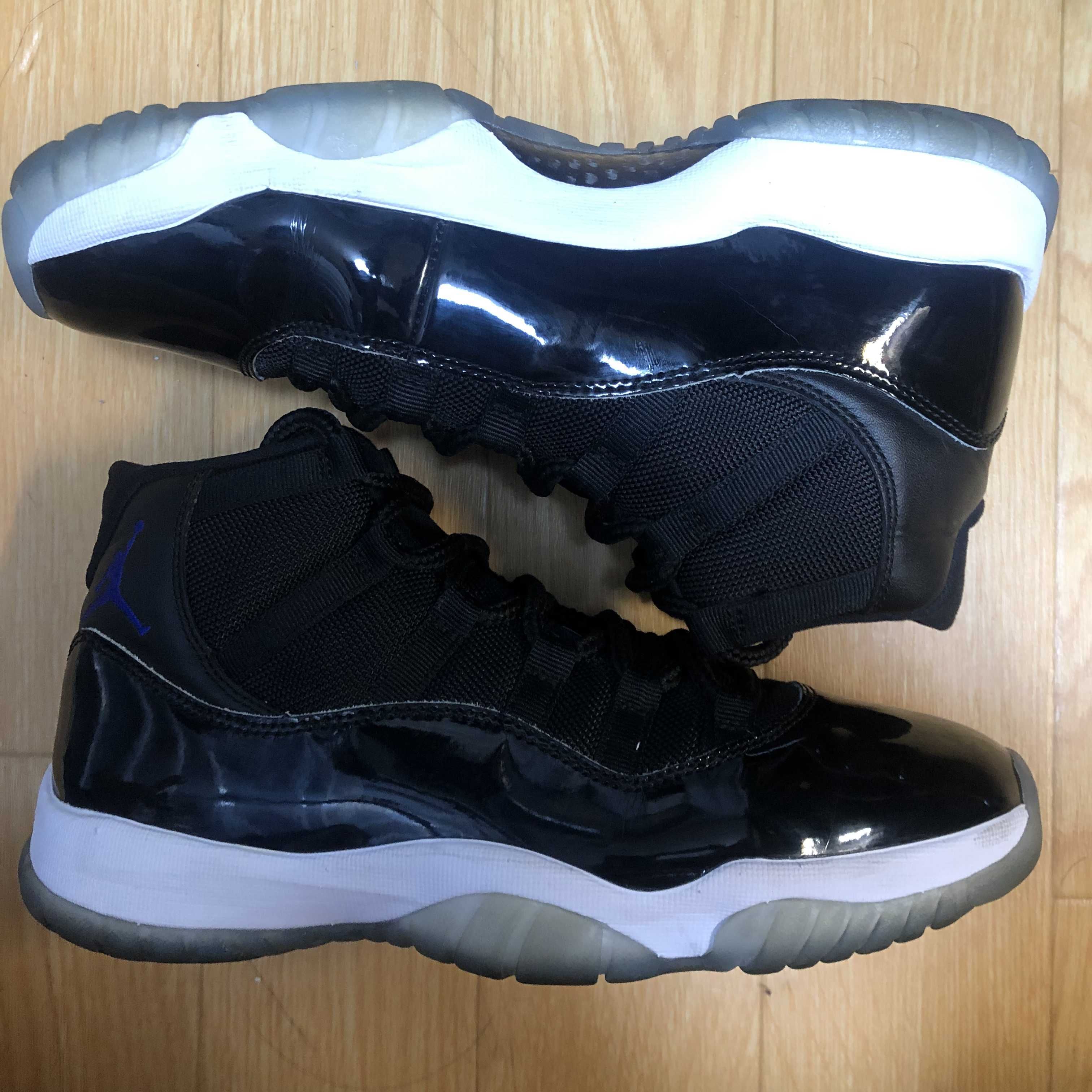 Nike Air Jordan 11 Retro "Space Jam" (2016)