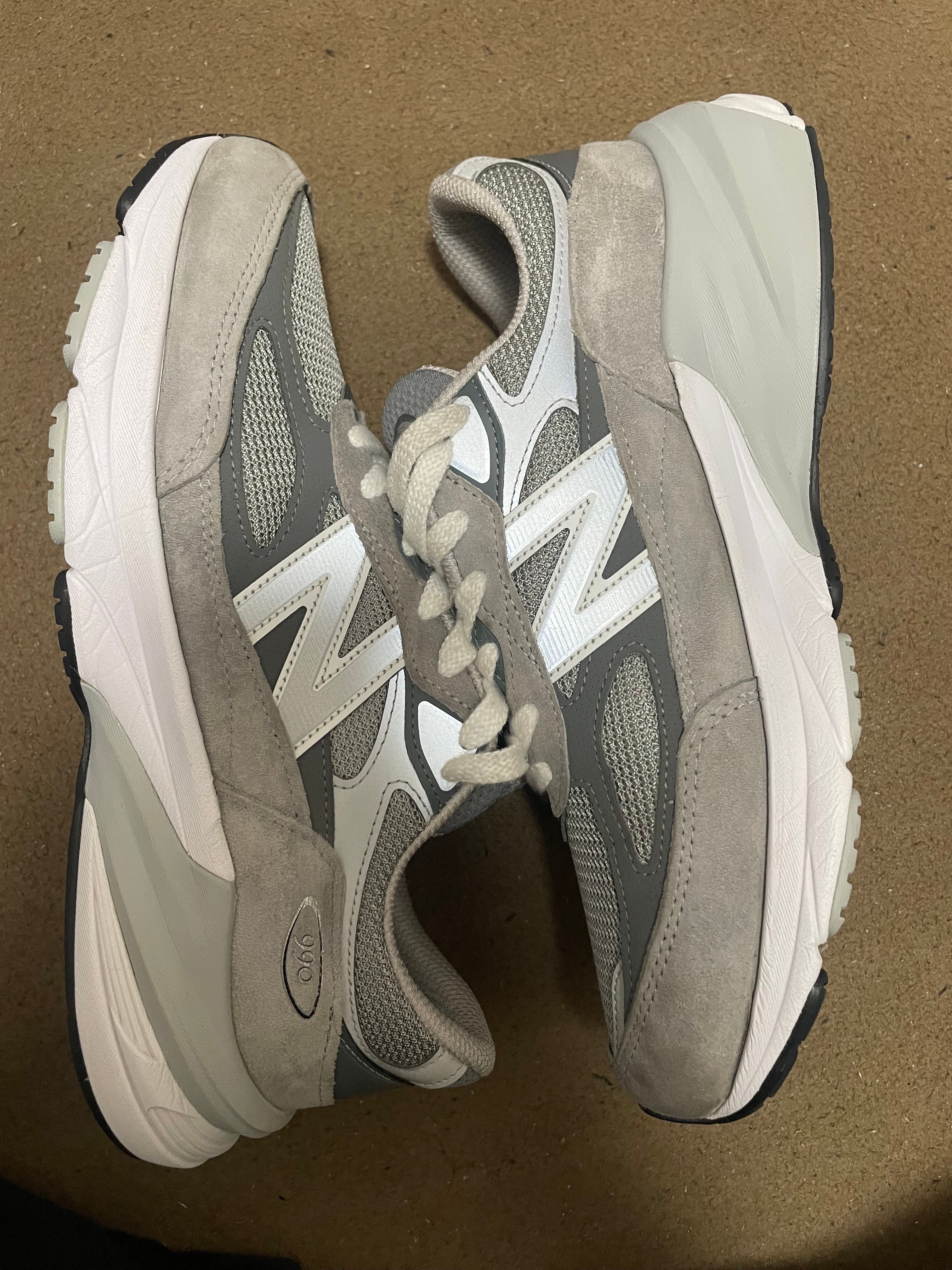 New Balance 990V6 "Gray" (Heel Logo NB)