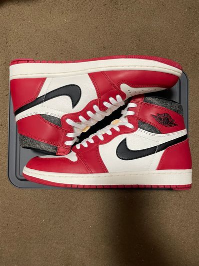 Nike Air Jordan 1 High OG "Lost & Found/Chicago"
