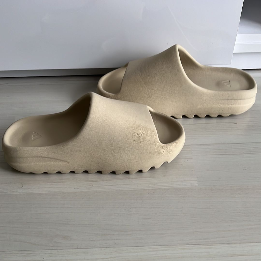 adidas YEEZY Slide "Bone" (FZ5897)