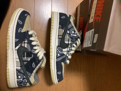 Travis Scott × Nike SB Dunk Low "Black/Parachute Beige"