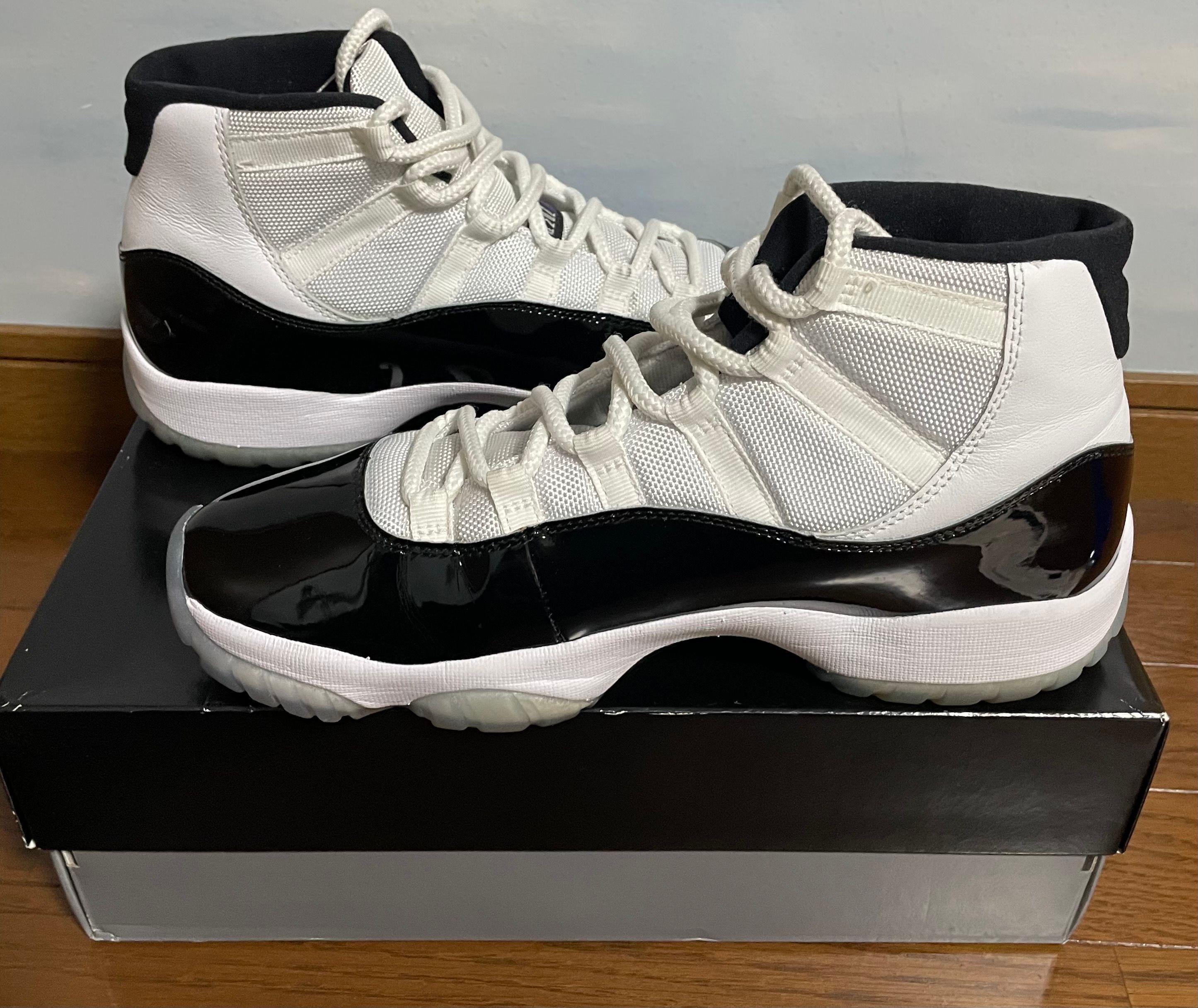 Nike Air Jordan 11 Retro "Concord" (2018)