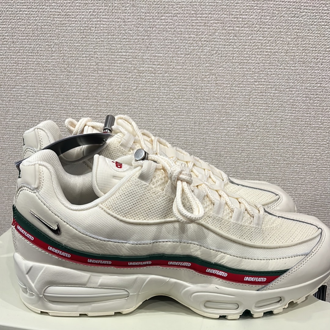 UNDEFEATED × Nike Air Max 95 SP "Sail"